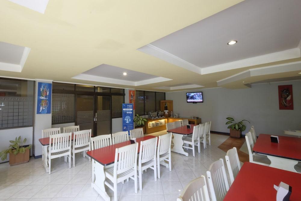 The Yani Hotel Bali Pesanggaran Eksteriør billede