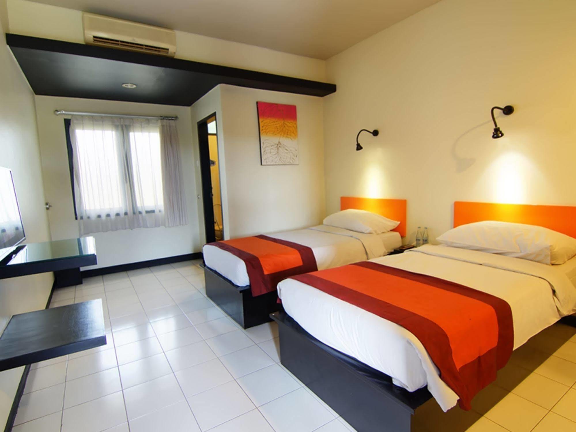 The Yani Hotel Bali Pesanggaran Eksteriør billede