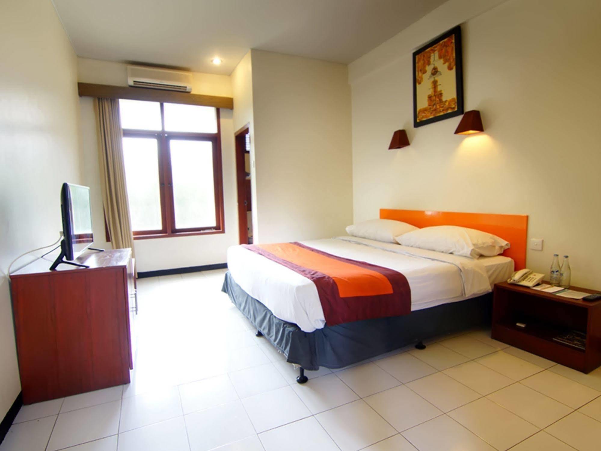 The Yani Hotel Bali Pesanggaran Eksteriør billede